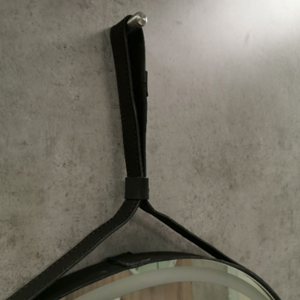 Зеркало Art & Max Milan Nero 80x80, на кожаном ремне, с подсветкой и диммером, цвет черный