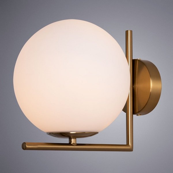 Бра Arte Lamp Bolla-Unica A1921AP-1AB, арматура бронза, плафон стекло белое, 20х24 см - фото 1