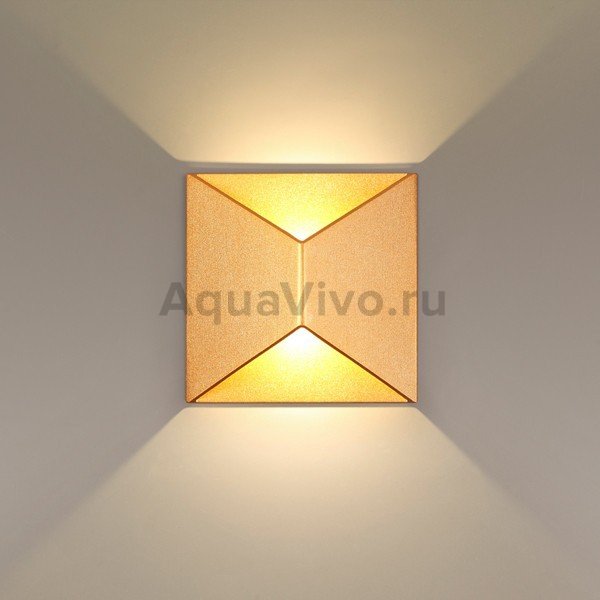 Настенный светильник Odeon Light Tibro 3908/10WL, арматура золото, плафон металл золото, 18х18 см