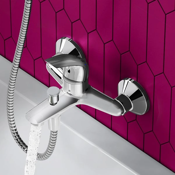 Смеситель Dorff Stark D1101000 для ванны с душем, цвет хром - фото 1