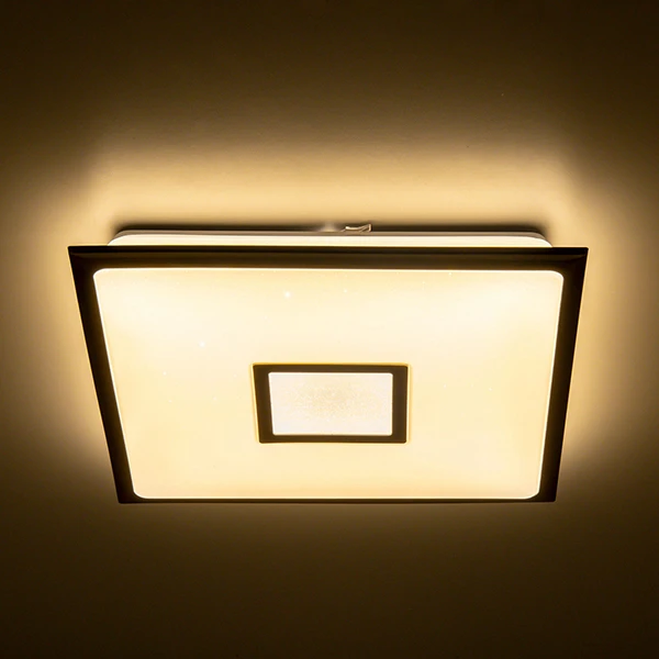 Потолочный светильник Citilux Старлайт CL703AK53G, арматура бронза, плафон полимер белый / бронза, 47х47 см