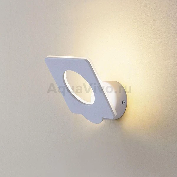Настенный светильник Citilux Декарт-5 CL704050, арматура белая, плафон металл белый, 14х7 см